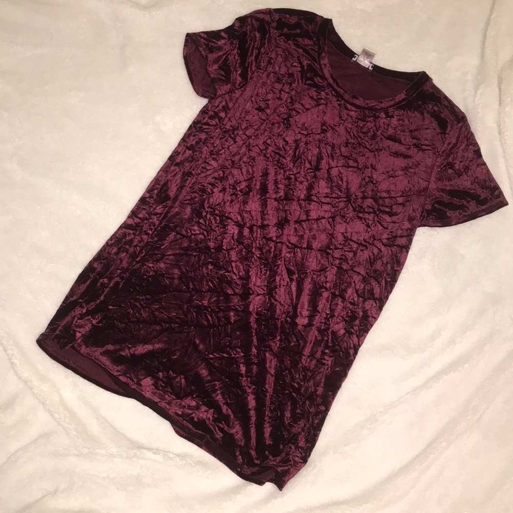 T-shirt red velvet dress